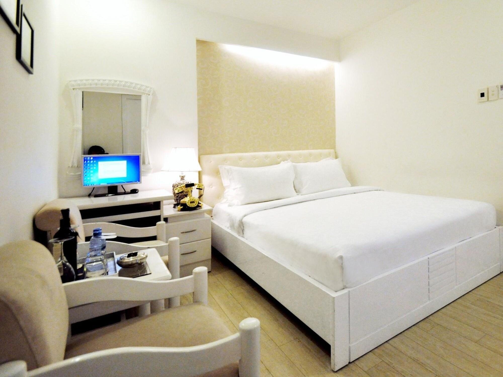 The White Hotel 8A Thai Van Lung Ho Şi Min Dış mekan fotoğraf