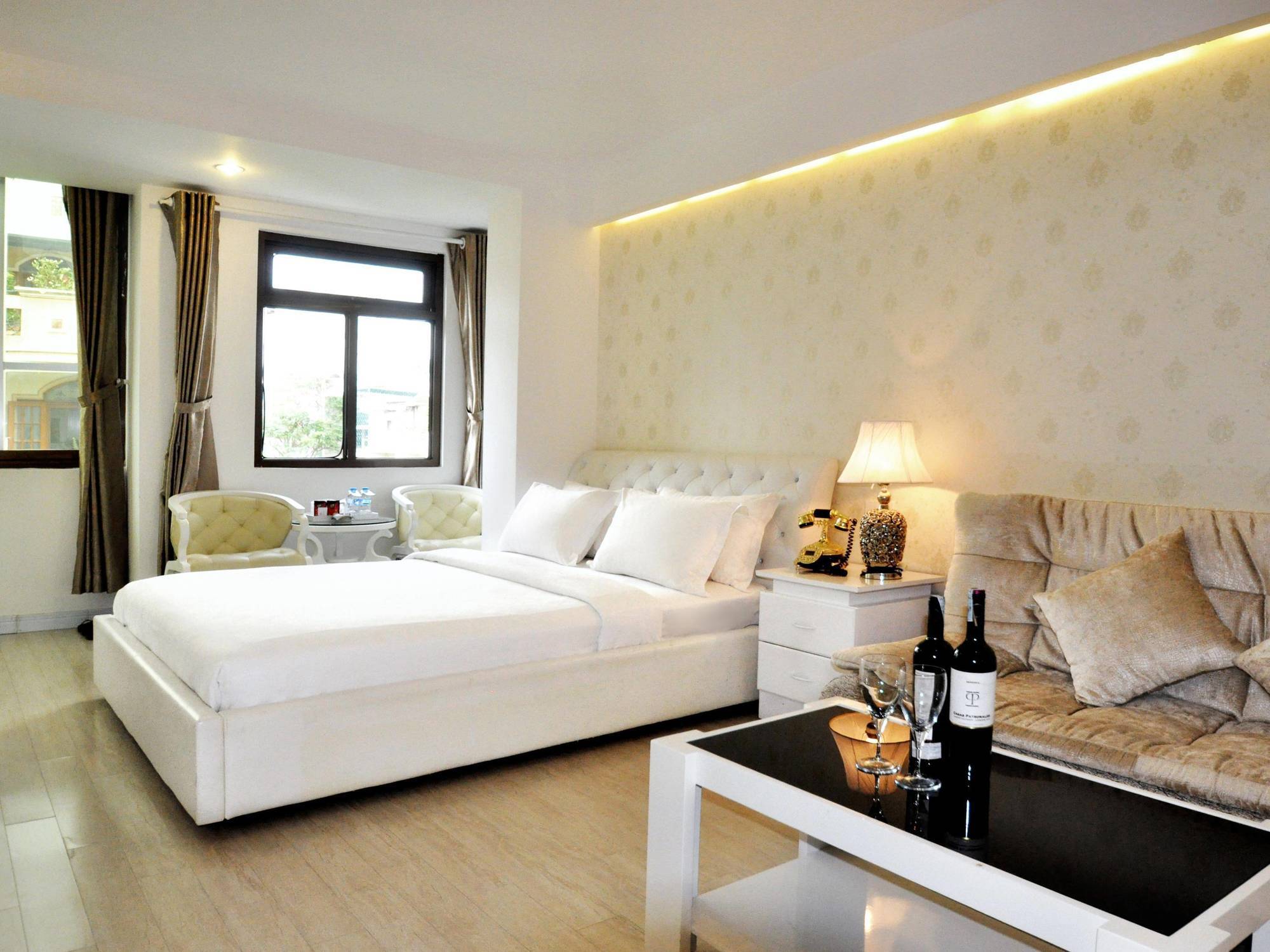 The White Hotel 8A Thai Van Lung Ho Şi Min Dış mekan fotoğraf